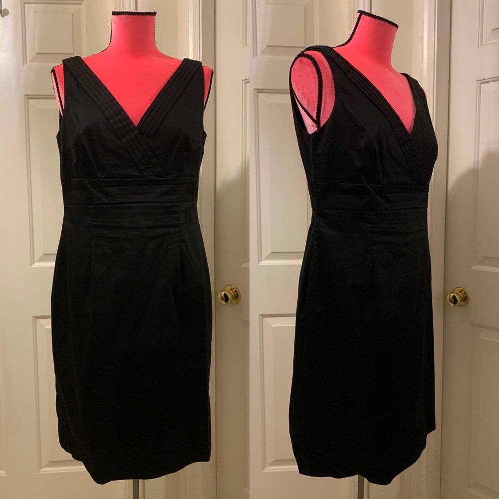 New H&M knife pleat v-neck dress